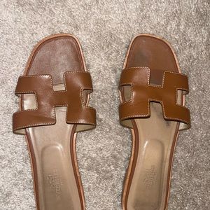 Hermes oran sandal